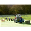 Набір Britains Модель трактора Massey Ferguson 5612 з вилами та фігурками 1:32 (43205)