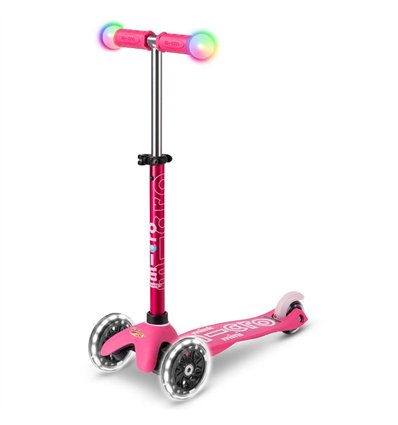 Детский трехколесный самокат Micro Mini Deluxe Magic Розовый, 2 лет+
