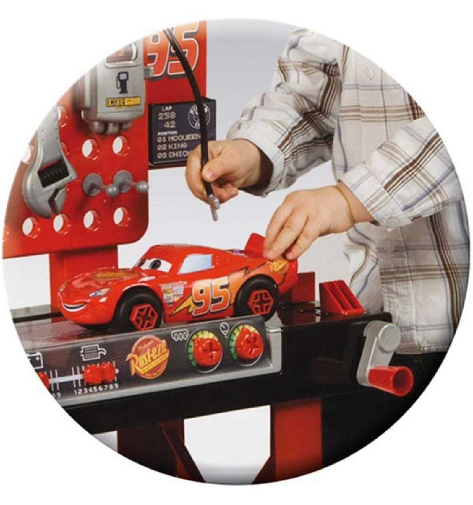 конструктор smoby тачки 360121 молния макквин. ремонт игрушечных машинок. автомеханик. советские игрушки машинки. ремонтировал гоночную машину.